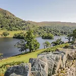 Scafell * Windermere